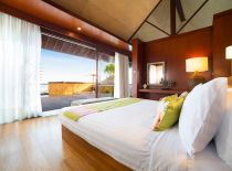 Villa Bayu Gita - Beach Front, Master Suite